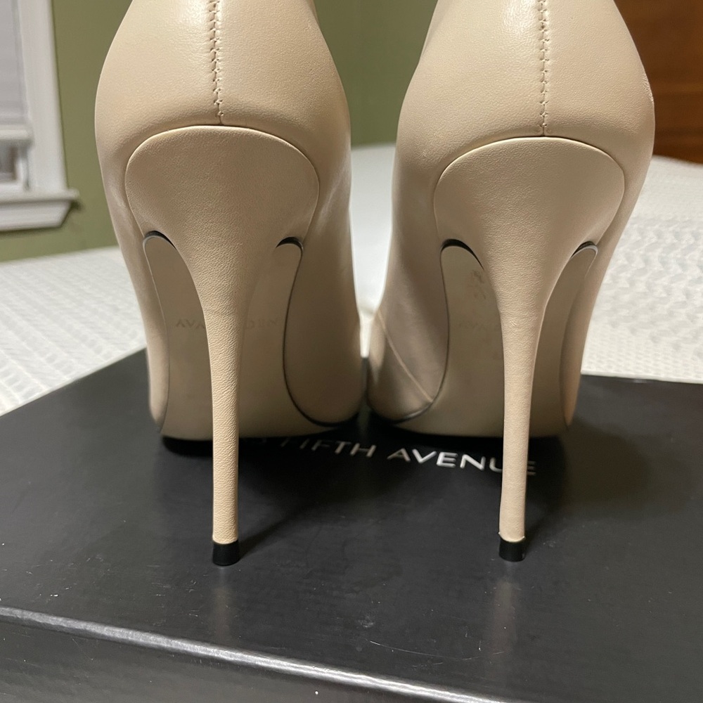 Saks Fifth Avenue Napa Leather Nude High Heels 6.5 - Picture 6 of 7